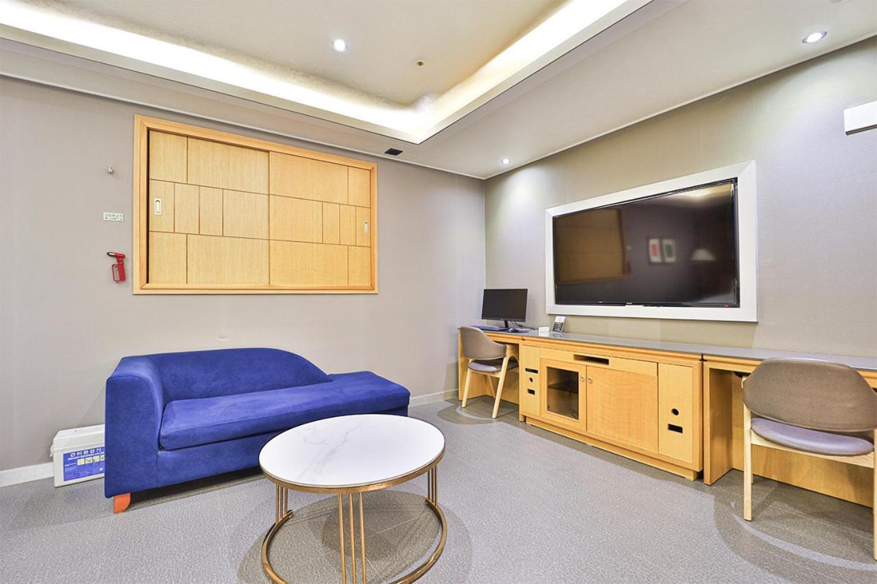 Seomyeon Ib Hotel Busan Extérieur photo