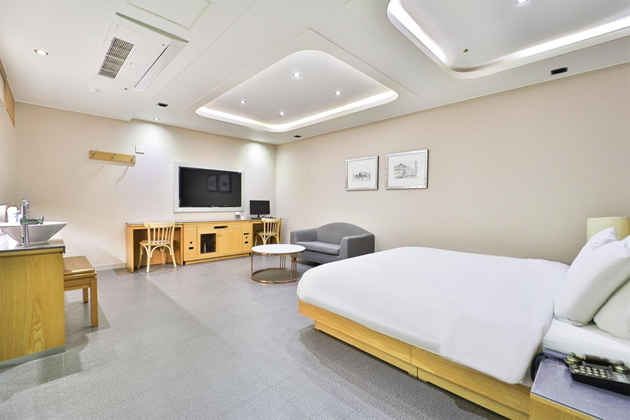 Seomyeon Ib Hotel Busan Extérieur photo